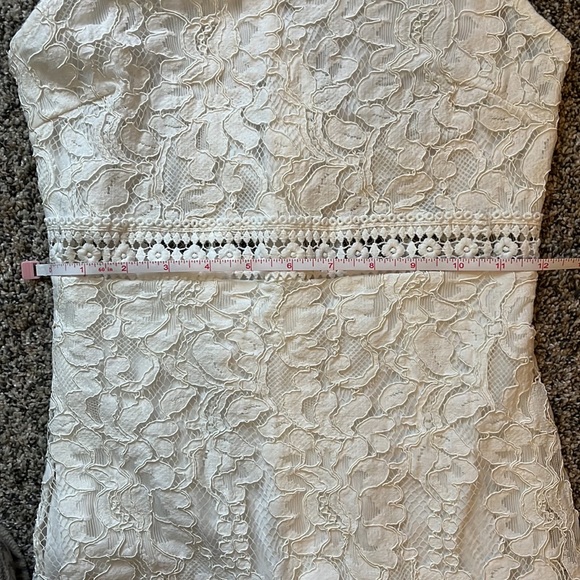 White dress - Picture 12 of 14